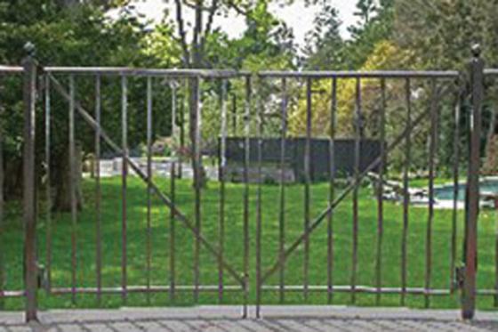 gate-3_2_cropped_1_001.jpg